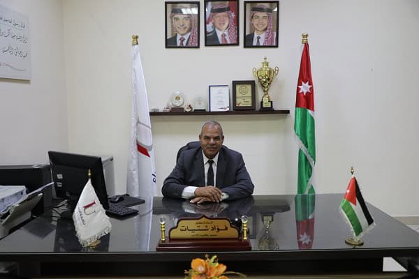 رئيس جامعة إسرائيلعميد كلية الأداب